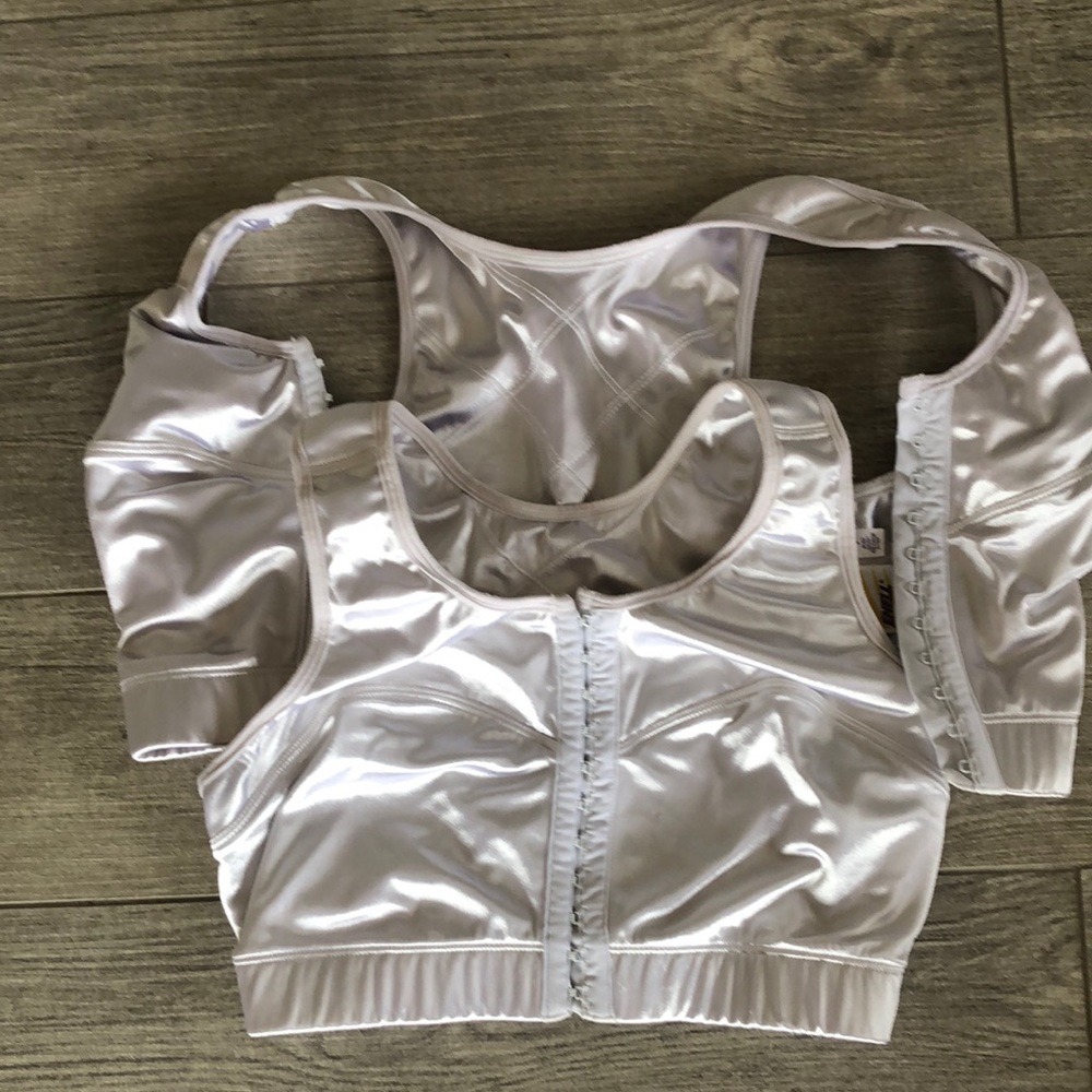 Enell size 1 high impact bras EUC